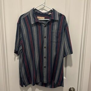 Wow Tommy Bahama 100% silk shirt